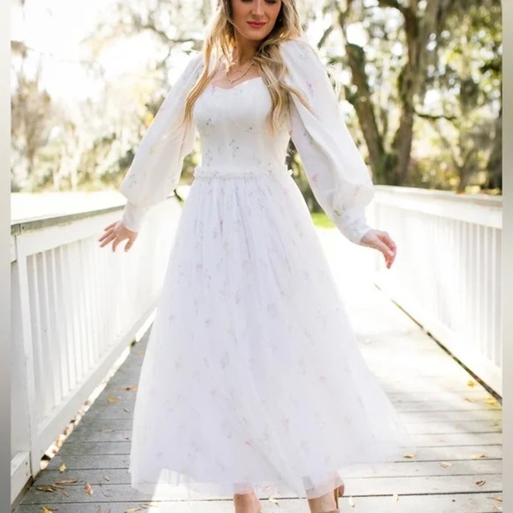 Ivy City Florence Dress in White